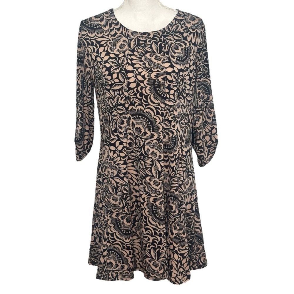 Cocomo Tan/Black Floral Print 3/4 Sleeve Dress NWT